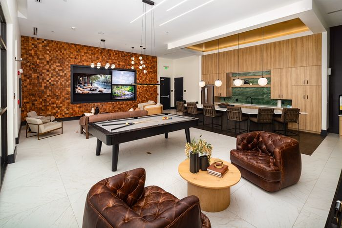 Ava Oakwood luxury clubhouse in Gainesville
