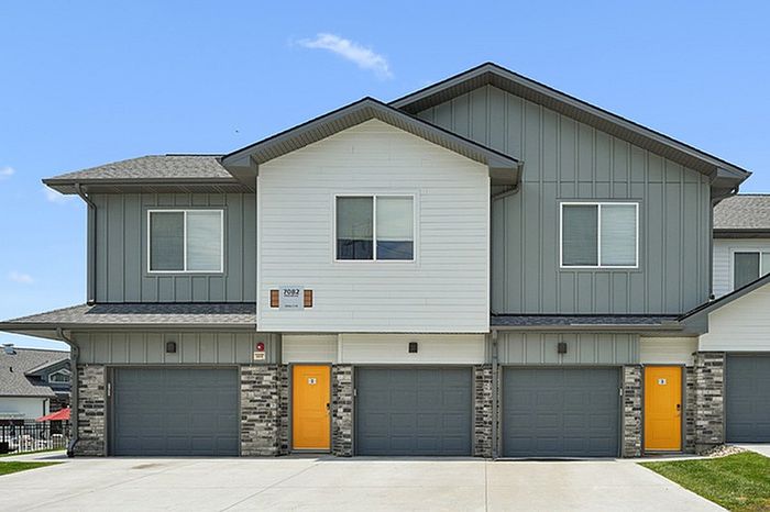 Vestara Exterior