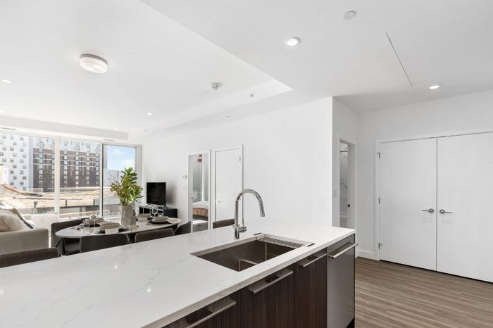 One Bedroom - Kitchen