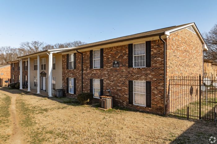 Colonial Village Apartments - Brick Exterior