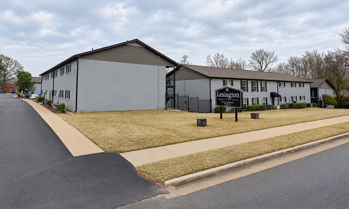 Lexington Apartments - Exterior View