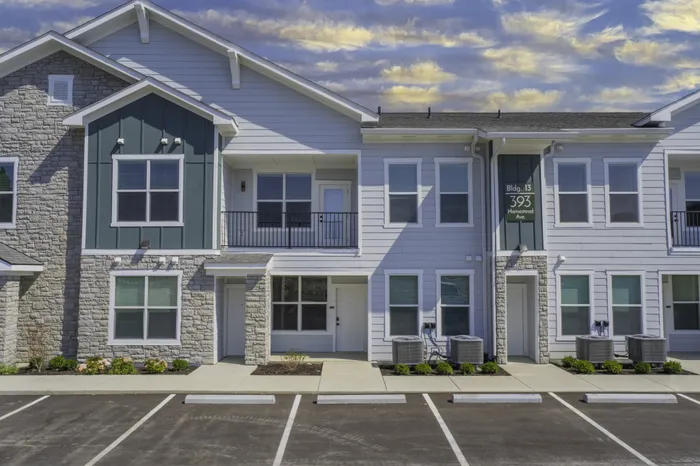 Maverick Exterior