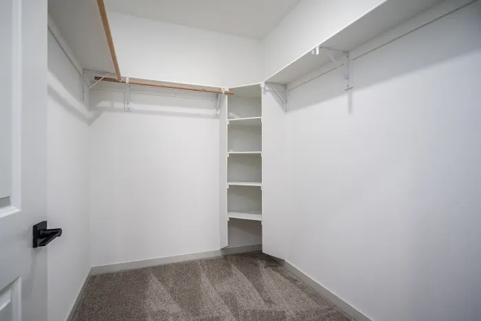 Rewind at Crest Closet