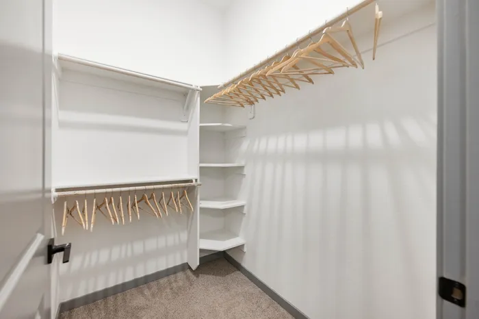 Closet | Ebbtide Villas & Flats