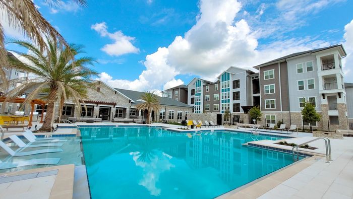Maeva Pool