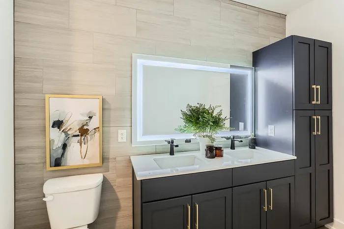 Bathroom | Ara Townhomes & Flats