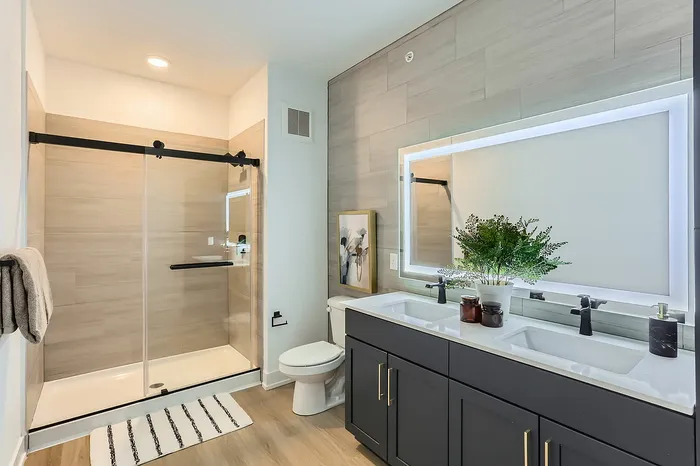 Bathroom | Ara Townhomes & Flats
