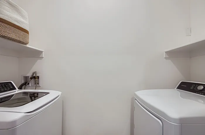 Laundry | Garrett Harvest Junction West (Representative)