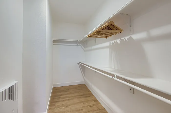 Closet | Garrett Harvest Junction West (Representative)