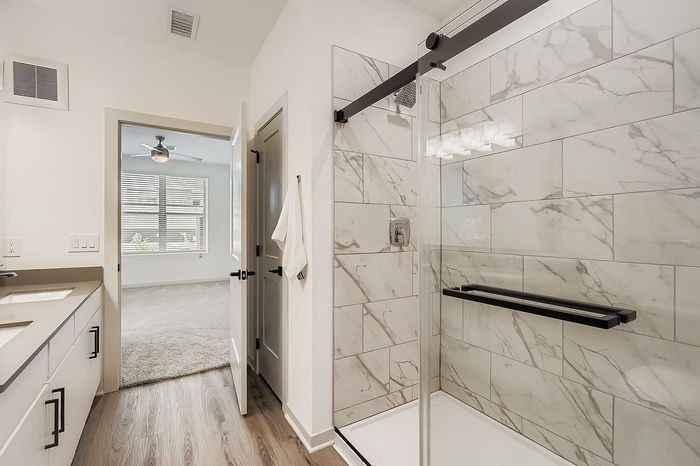 Garrett Mesa Bathroom
