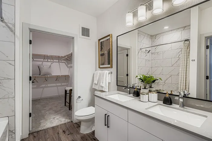 Bathroom | Garrett Harvest Junction West (Representative)