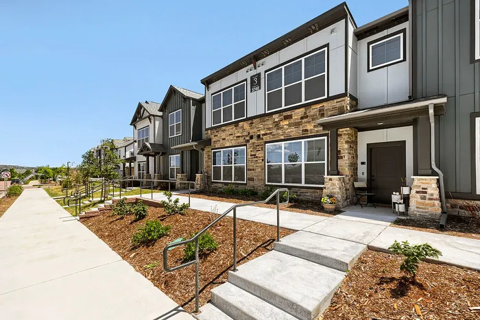 Exterior | Ara Townhomes & Flats