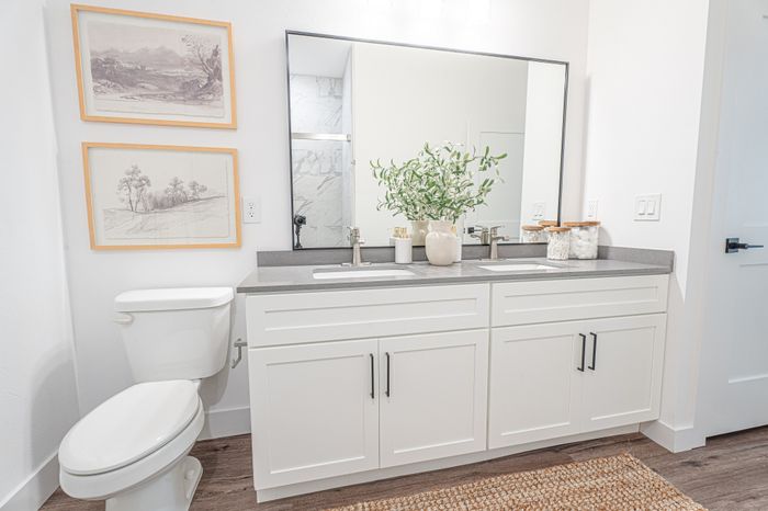 Garrett North Powers Bathroom (Representative)