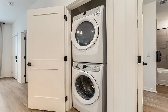 Garrett Pleasant Grove Laundry (Representative)