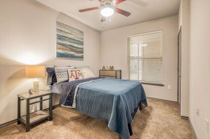 Fully Furnished Apartments near TAMU