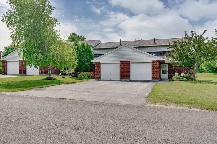 Garages | Parkstead Clayton | Clayton, NY