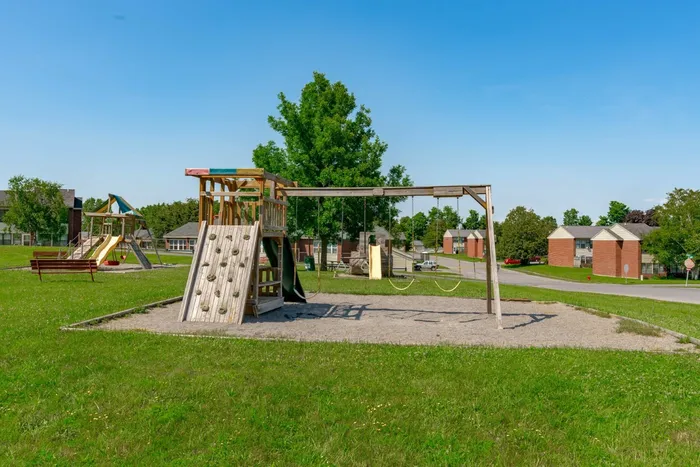 Playground Zone | Parkstead Black River | Watertown, NY