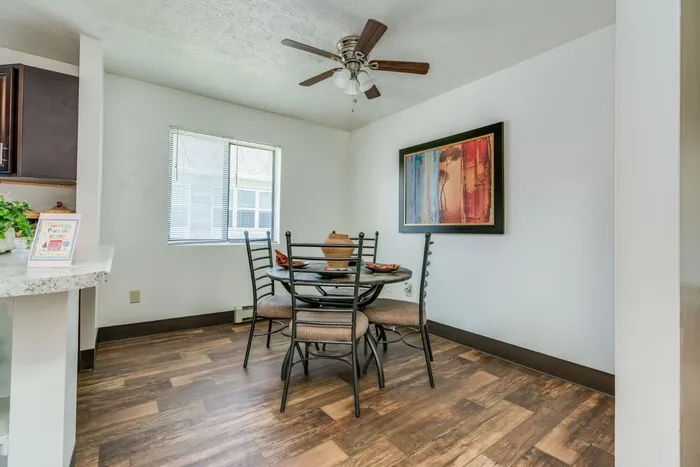 Dining area | Parkstead Black River | Watertown, NY
