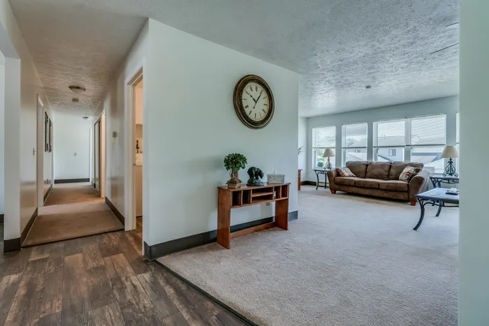 Living Room | Parkstead Black River | Watertown, NY