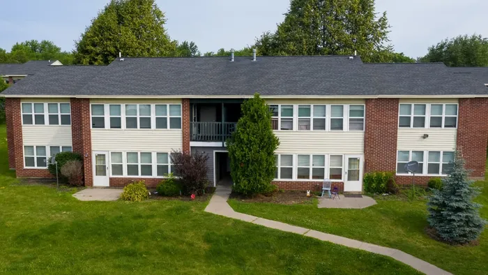 Exterior | Parkstead City Center | Watertown, NY
