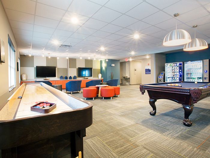 Resident Game Room | College Suites at City Station East | Troy Apartments