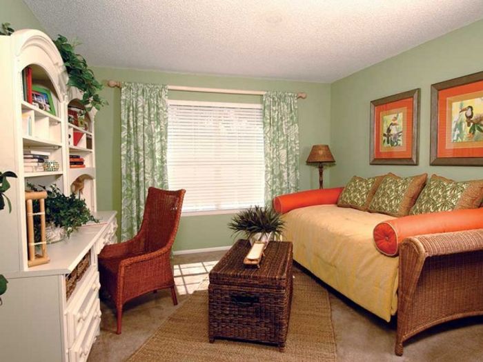 Elegant Living Area | The Gables at Lakeside Kissimmee, FL