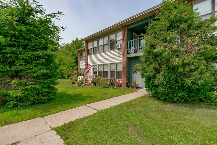 Exterior | Parkstead Gourverneur | Gouverneur, NY