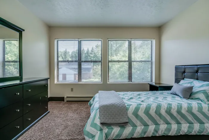 Bedroom | Parkstead Thompson Park | Watertown, NY