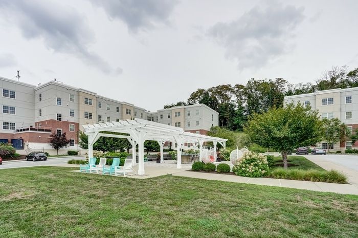 Courtyard View | Fox Run at Fulton | Poughkeepsie, NY