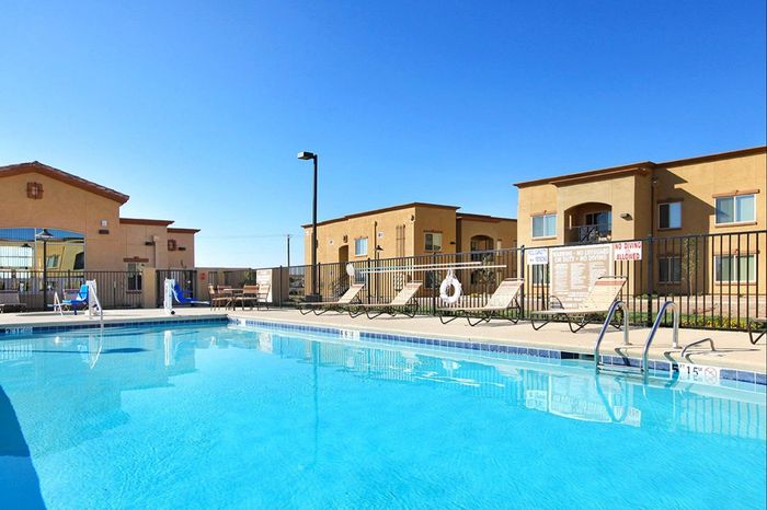 Raintree Swimming Pool