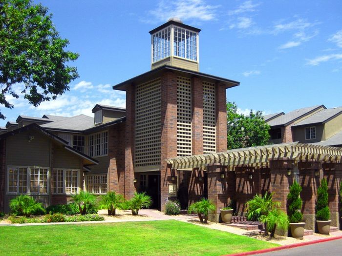 Morgan Park Leasing Office