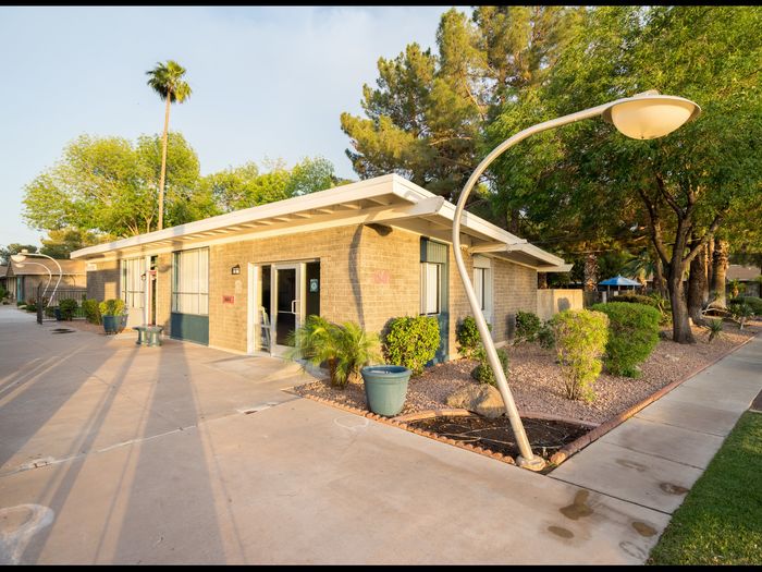 Parkside courtyard