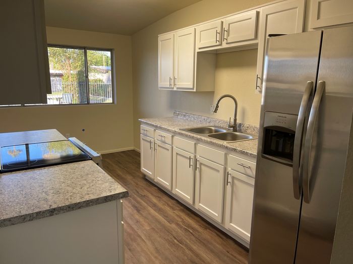 Tropicana kitchen
