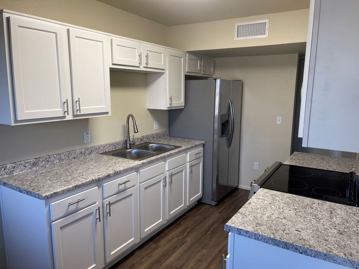 Tropicana kitchen