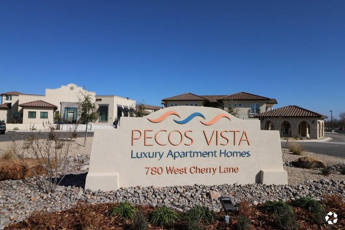 Pecos Vista Apartment Sign