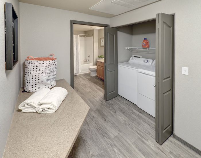 Coldwater Springs Washer/dryer
