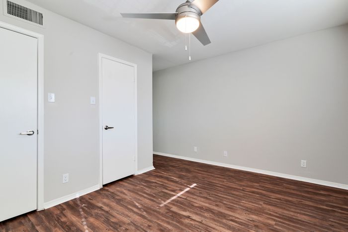 The Bruin West Campus Apartment Homes, Waco, Texas