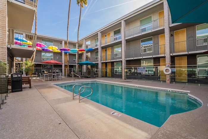 The Warhol Pool