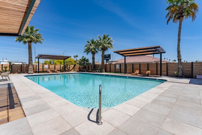 Sunset Sound Pool