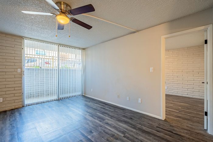 Avenue 19 Living Room