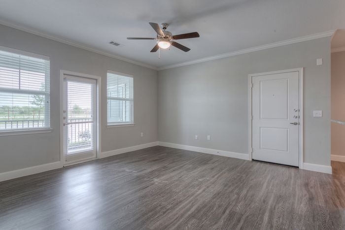Silverwood at Hackberry Creek Apartments, Baytown, Texas
