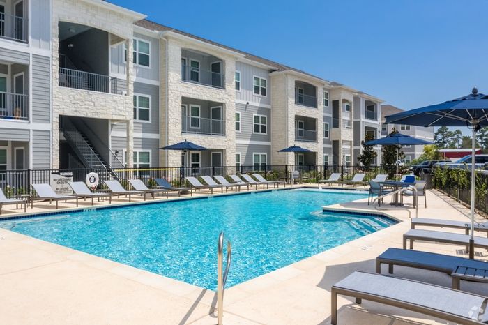 Silverwood at Hackberry Creek Apartments, Baytown, Texas