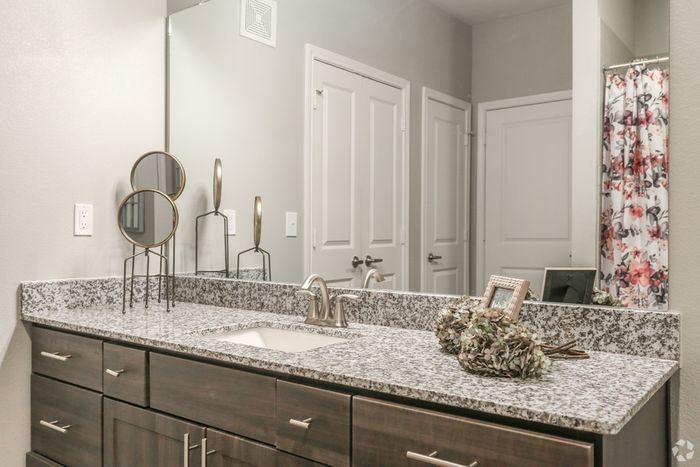 Silverwood at Hackberry Creek Apartments, Baytown, Texas