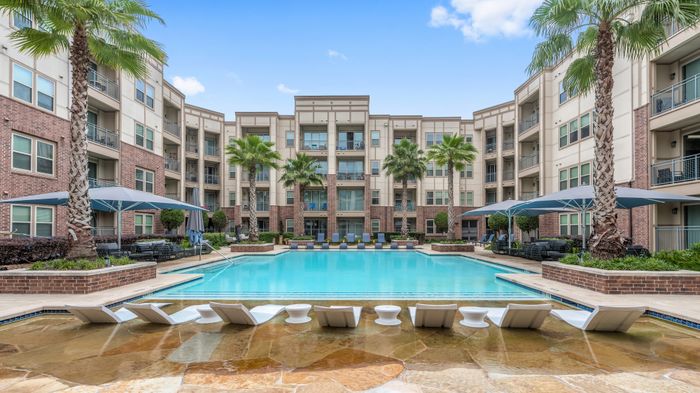 HiLine Heights Apartments, Houston, Texas