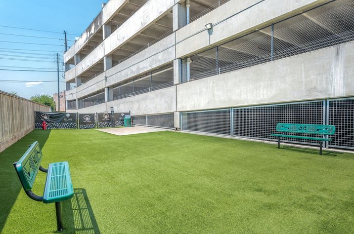 HiLine Heights Apartments, Houston, Texas