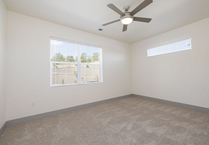 Eldorado Springs Apartments Bedroom