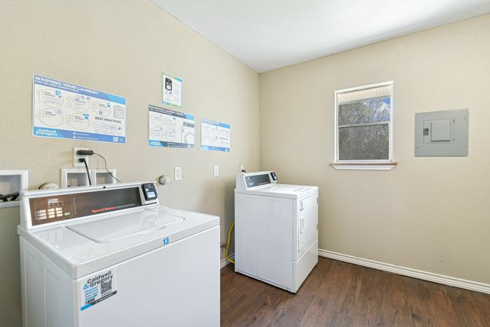 Autumn Sunrise Apartments, Corpus Christi, Texas