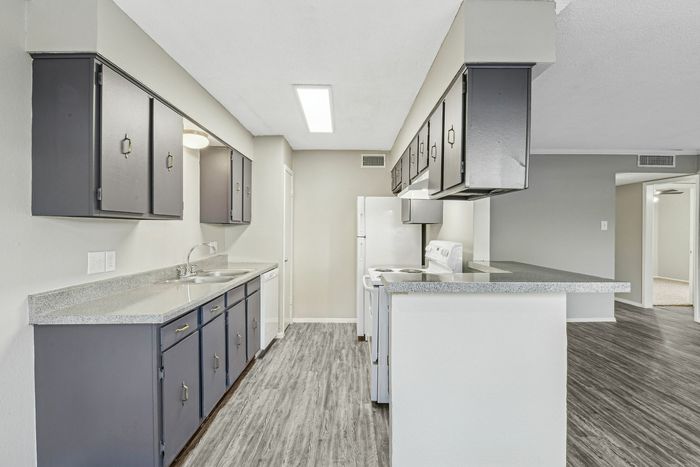 Autumn Sunrise Apartments, Corpus Christi, Texas