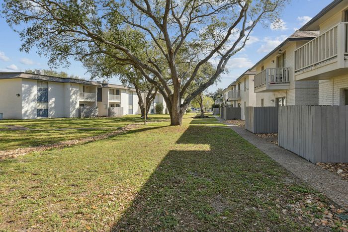 Autumn Sunrise Apartments, Corpus Christi, Texas