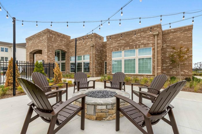 Firepit at The Laurels Apartments in Jenks, OK